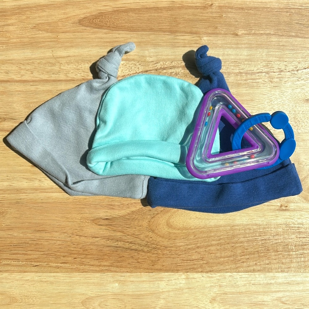 BUNDLE Newborn hats 🥰